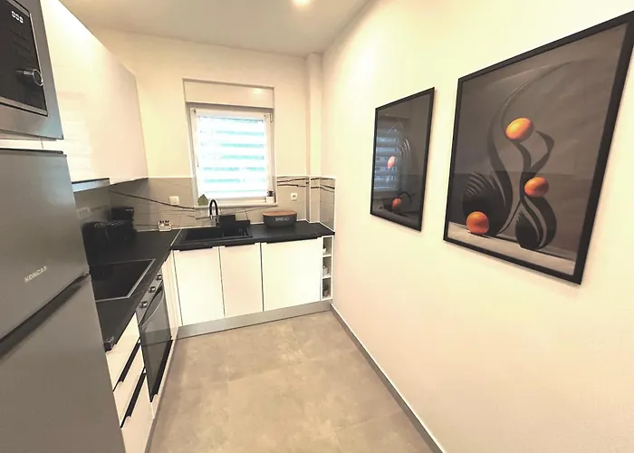 Apartman Town 2 *
