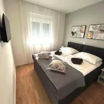 公寓 Town 2 特罗吉尔