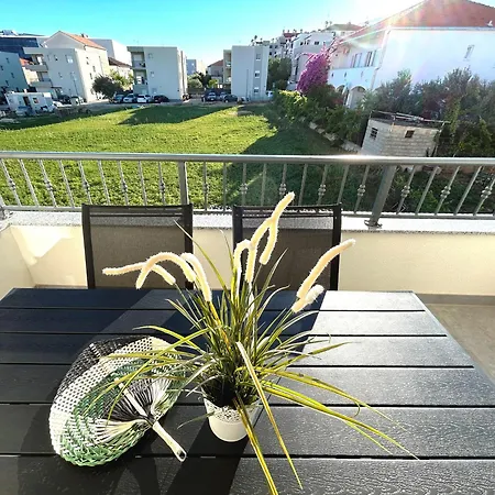 Town 2 Apartment Trogir